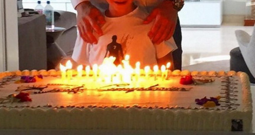 Ο Cristiano Ronaldo με το γιο του