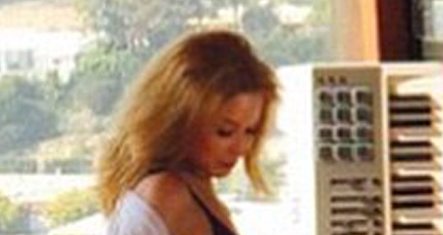 Kylie Minogue με εσώρουχα
