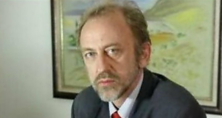 Δημήτρης Πετρόπουλος