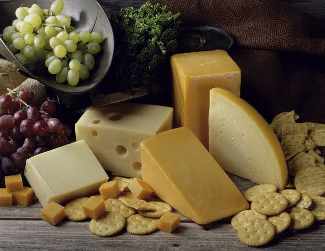 Πόσες θερμίδες και λιπαρά έχει το φυτικό τυρί ;